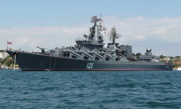 Venäjän Mustanmeren laivaston lippulaiva pahasti vaurioitunut